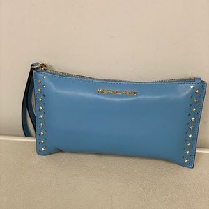 Used Michael Kors jet set travel zip clutch